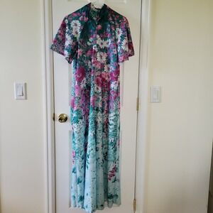 Vintage House Dress Small Floral Multicolor Long 1/4 Zip Short Sleeve